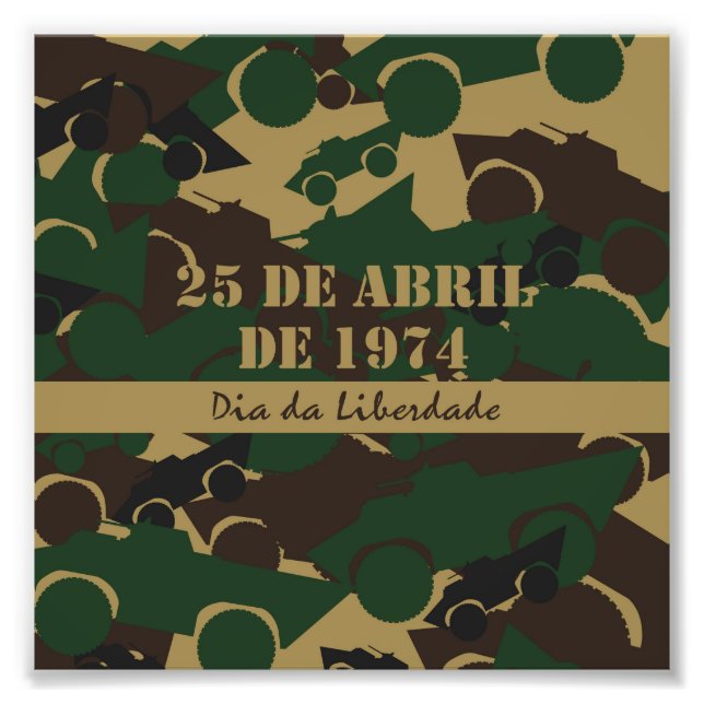 Foto Padrão de camuflagem de veículos militares (Frente)