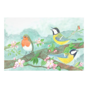 Foto Pássaros cantando em um galho de árvore floresce