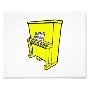 Foto piano ereto amarelo grande com music.png