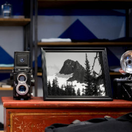 Foto Pico preto e branco das Montanhas do Norte em Casc