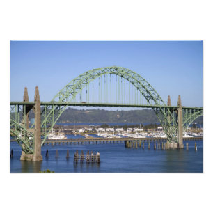 Foto Ponte da Baía de Yaquina sobre a Baía de Yaquina