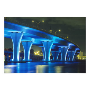 Foto Ponte noturna em Port of Miami, Flórida