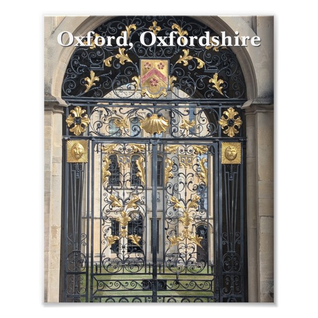 Foto Porta Dourada ornamentado na All Souls College, Ox (Frente)