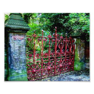 Foto Portas do campo da morango, Liverpool, Reino Unido