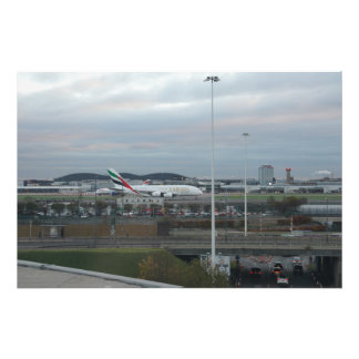 Foto Pouso noturno no aeroporto de Londres