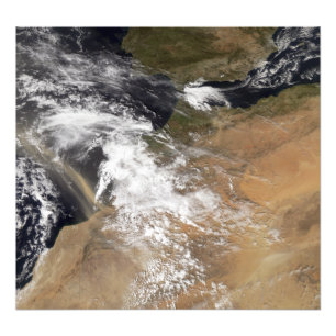 Foto Pruminosas de poeira ao largo da costa marroquina