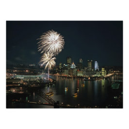 Foto Raro-Pittsburgh na noite com fogos-de-artifício