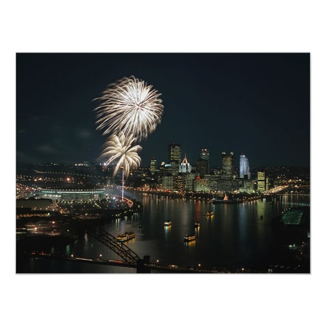Foto Raro-Pittsburgh na noite com fogos-de-artifício (Frente)