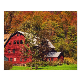 Foto Red Barn no outono
