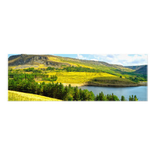Foto Reservatório de Dovestone no verão