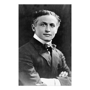 Foto Retrato do mágico americano Harry Houdini