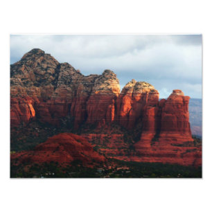 Foto Rocha Pote de café nublado em Sedona Arizona