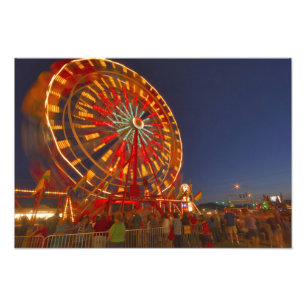 Foto roda-gigante ao anoitecer no Noroeste de Montana