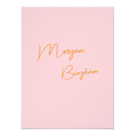Foto Roteiro de monograma minimalista rosa
