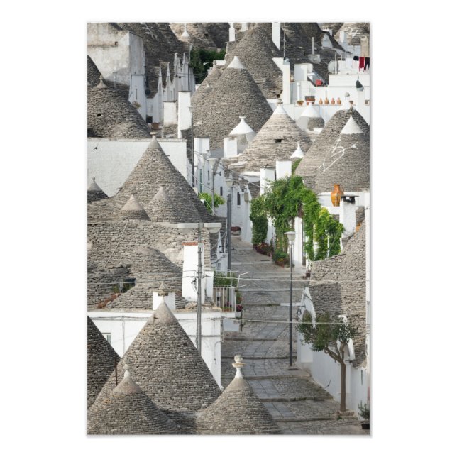 Foto Rua com casas trulli em Alberobello, Apúlia (Frente)
