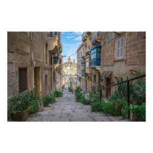 Foto Rua estreita de pedra em Malta