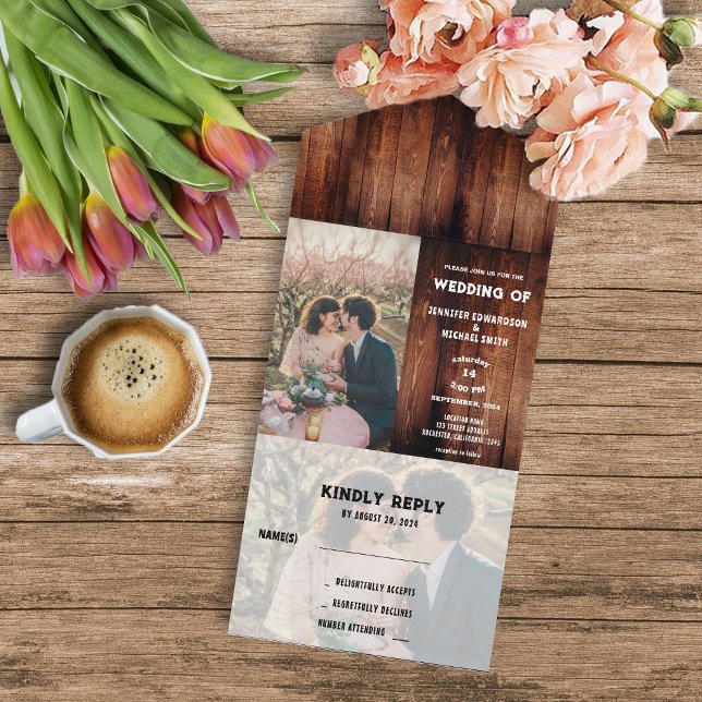 Foto rustic barn wood country Casamento (Rustic country farmhouse rural photo wedding invitation and RSVP card in one.)