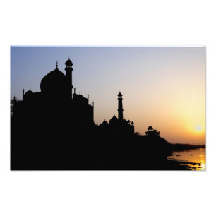 Foto Silhouette do Taj Mahal ao pôr do sol, Agra,