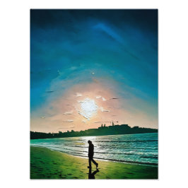 Foto Silhueta de pessoas caminhando ao longo da praia n