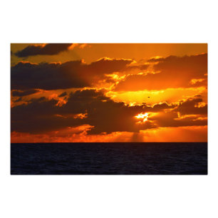 Foto Sol vibrante sobre o oceano