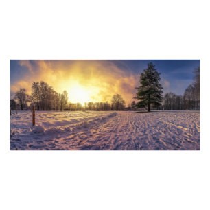 Foto Sunset sobre o parque de inverno de neve