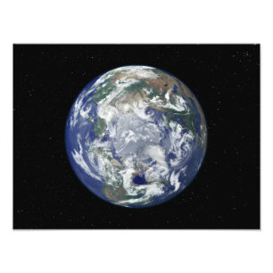 Foto Terra inteiramente iluminada centrada no Pólo