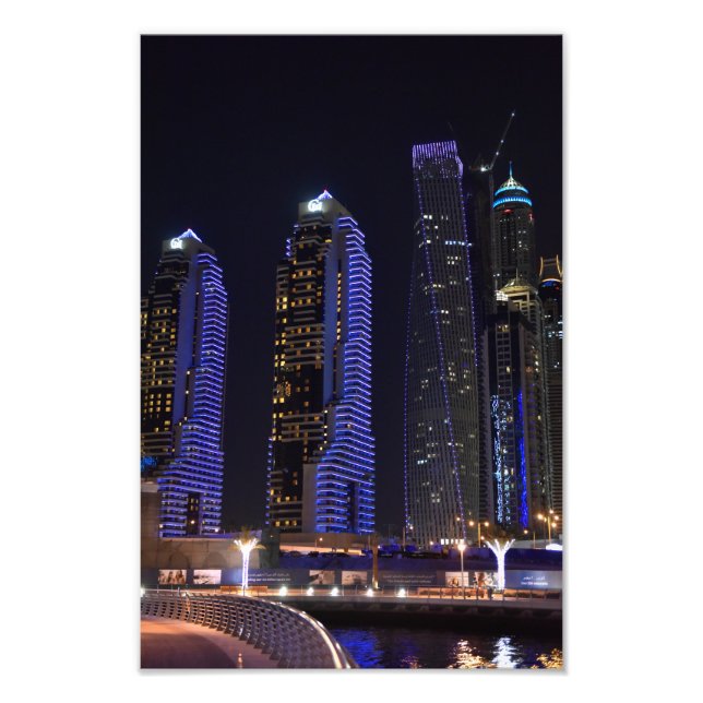 Foto Torre de Dubai Cayan à noite (Frente)