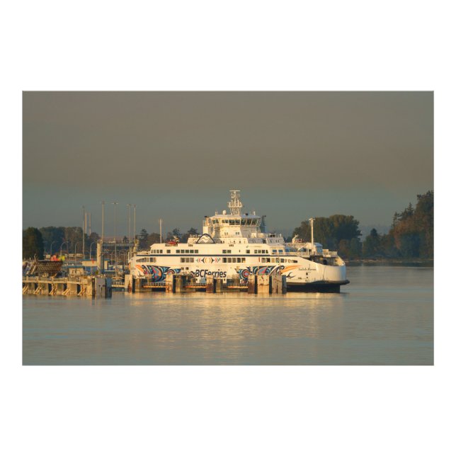 Foto Tsawassen Ferry Em Dusk (Frente)