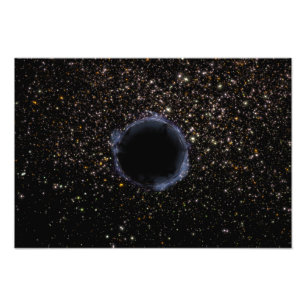 Foto Um buraco negro em um conjunto Globular