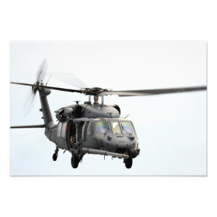 Foto Um HH-60 pavimenta o helicóptero do falcão