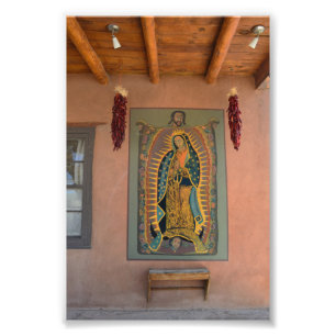 Foto Um Mural de Nossa Senhora de Guadalupe, Novo Méxic