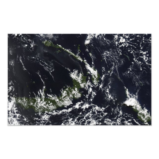 Foto Uma pluma vulcânica da caldeira de Rabaul (Frente)