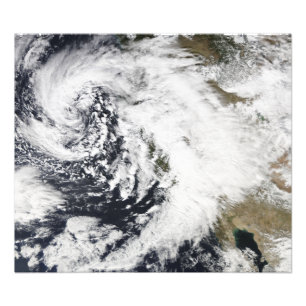 Foto Uma série de fortes tempestades com ventos fortes