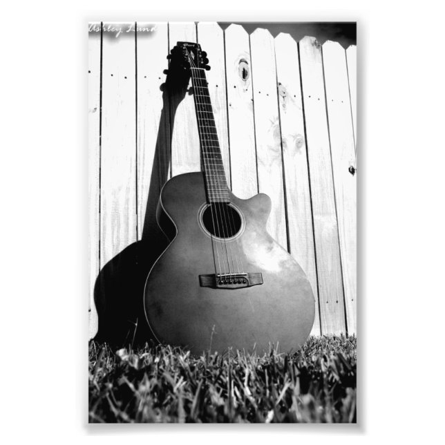 Foto Violão Preto e Branco (Frente)