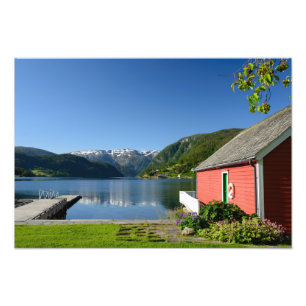 Foto Vista de fiorde norueguesa e casa de banho