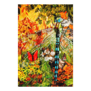 Foto Voo do Dragão Florestal Selvagem do outono