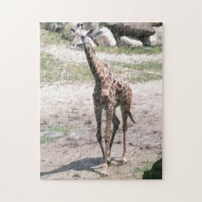 Foto: Young Giraffe Walking Jigsen Quebra-cabeça (Vertical)