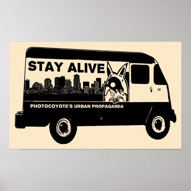 Fotocoyote está vivo Van Poster (Frente)