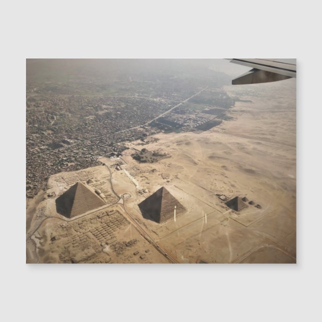 Fotografia aérea das pirâmides do Egito (Frente)