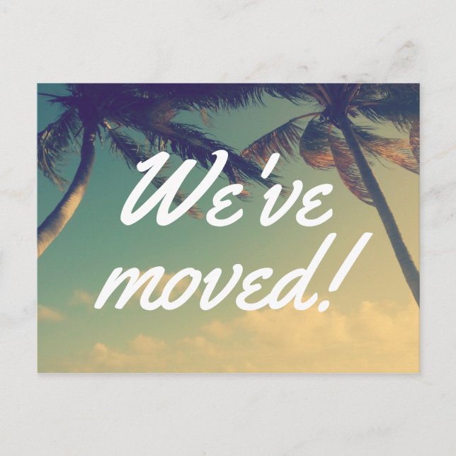 Fotografia da palma movendo cartões postais para n (Frente)