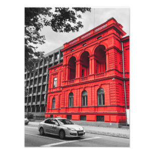 Fotografia minimalista do edifício Red City
