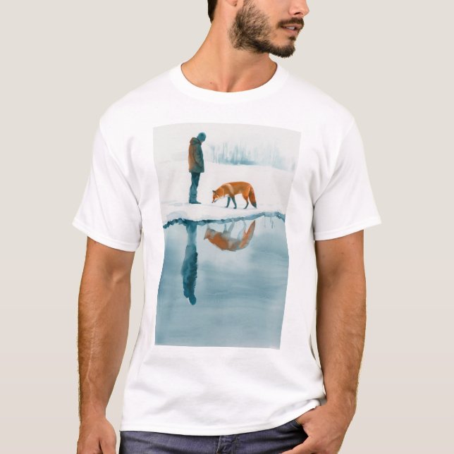 Fox Walking Beside Snow River Refletion T-Shirt (Frente)