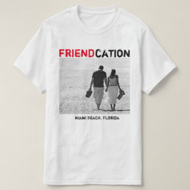 Friendcation adiciona o t-shirt da foto
