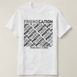 Friendcation cria seu próprio t-shirt branco