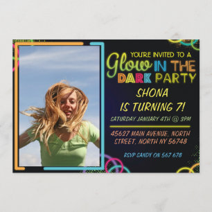 Fulgor no convite do aniversário das crianças