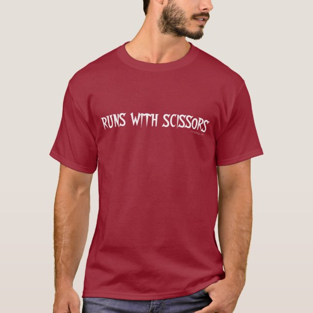 Funcionamentos com t-shirt das tesouras (Frente)