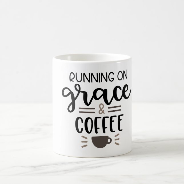 "Funcionando na caneca da benevolência & do café" (Centro)