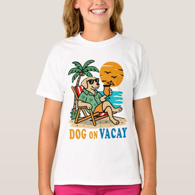 Funny Dog on Vacation T-Shirt | Cute Summer (Frente)