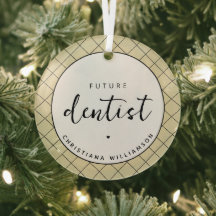 Futuro Dentista Elegante com Padrão Xadrez Persona