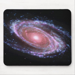 Galáxia espiral cor-de-rosa Mousepad
